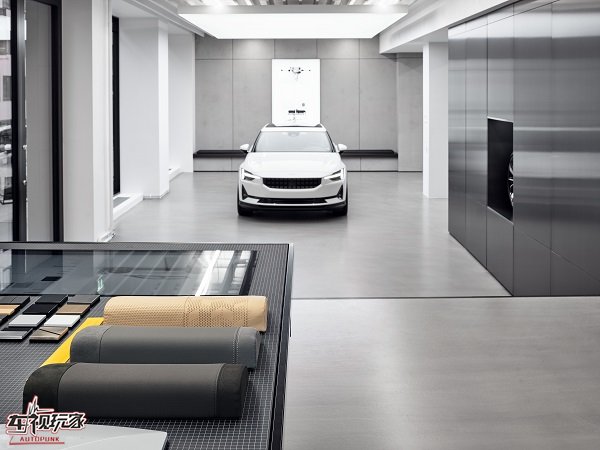 Polestar_Space_Oslo_004.jpg