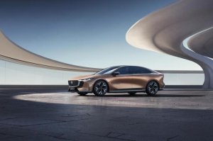 “新E代弯道王”MAZDA EZ-6即将亮相2024重庆国际车展